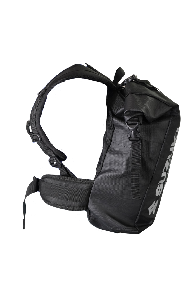 Cargue la imagen en el visor de la galería, Bolso Impermeable Suzuki Color Negro
