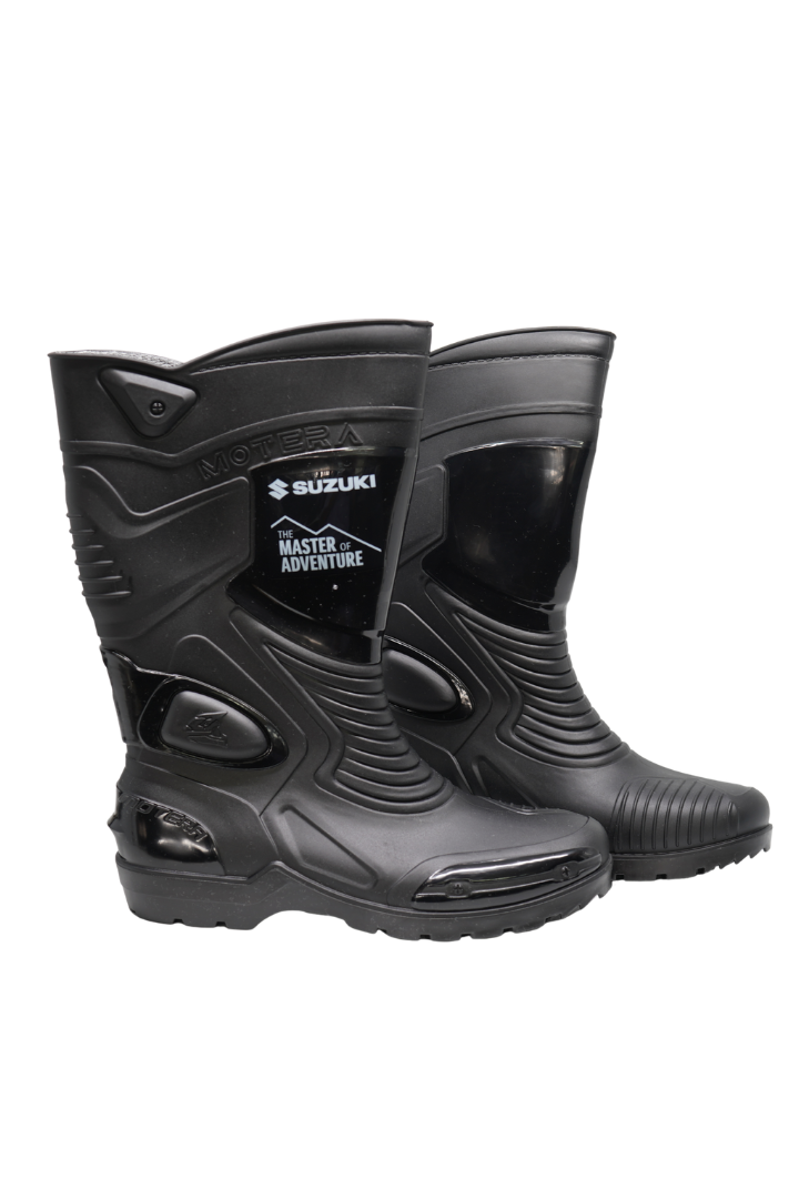 Cargue la imagen en el visor de la galería, Botas Impermeables Suzuki "The Master Of Adventure" Color Negro
