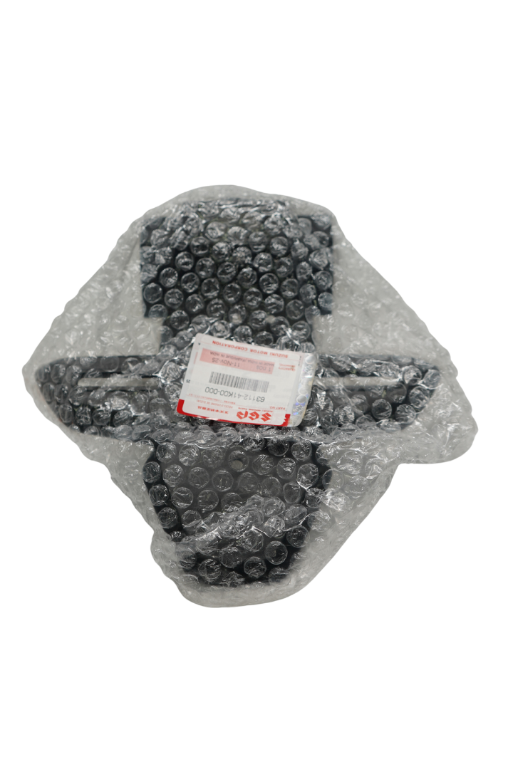 Cargue la imagen en el visor de la galería, Guardabarro Central Trasero Para Suzuki GIXXER 150 Genuino
