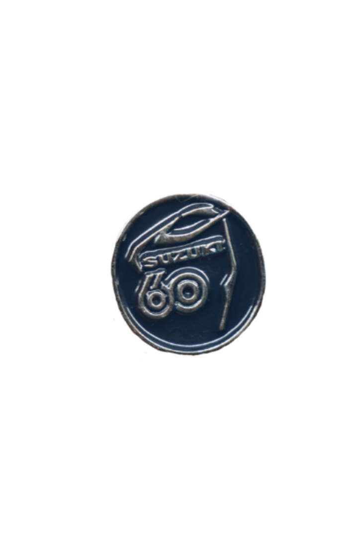 Cargue la imagen en el visor de la galería, Pin Suzuki 60 Años
